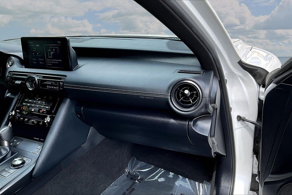 Used 2023 Lexus IS 300 w/ Comfort Package RWD image 28