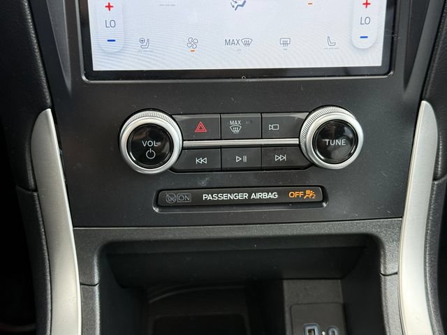 Certified 2024 Ford Edge ST-Line AWD/4WD image 12