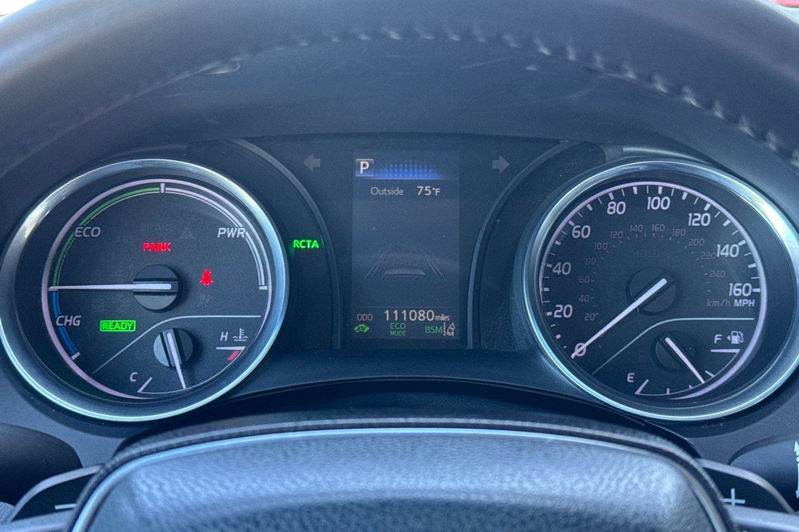 Used 2018 Toyota Camry SE w/ Audio Package FWD image 28