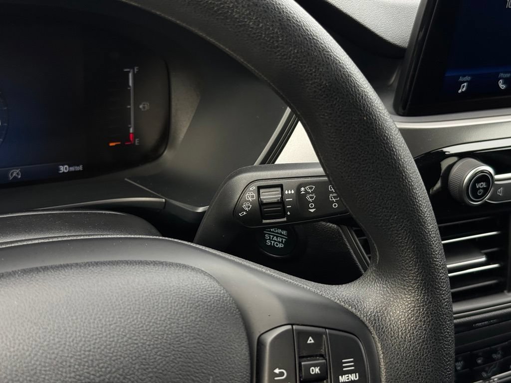 Certified 2025 Ford Escape Active AWD/4WD image 33