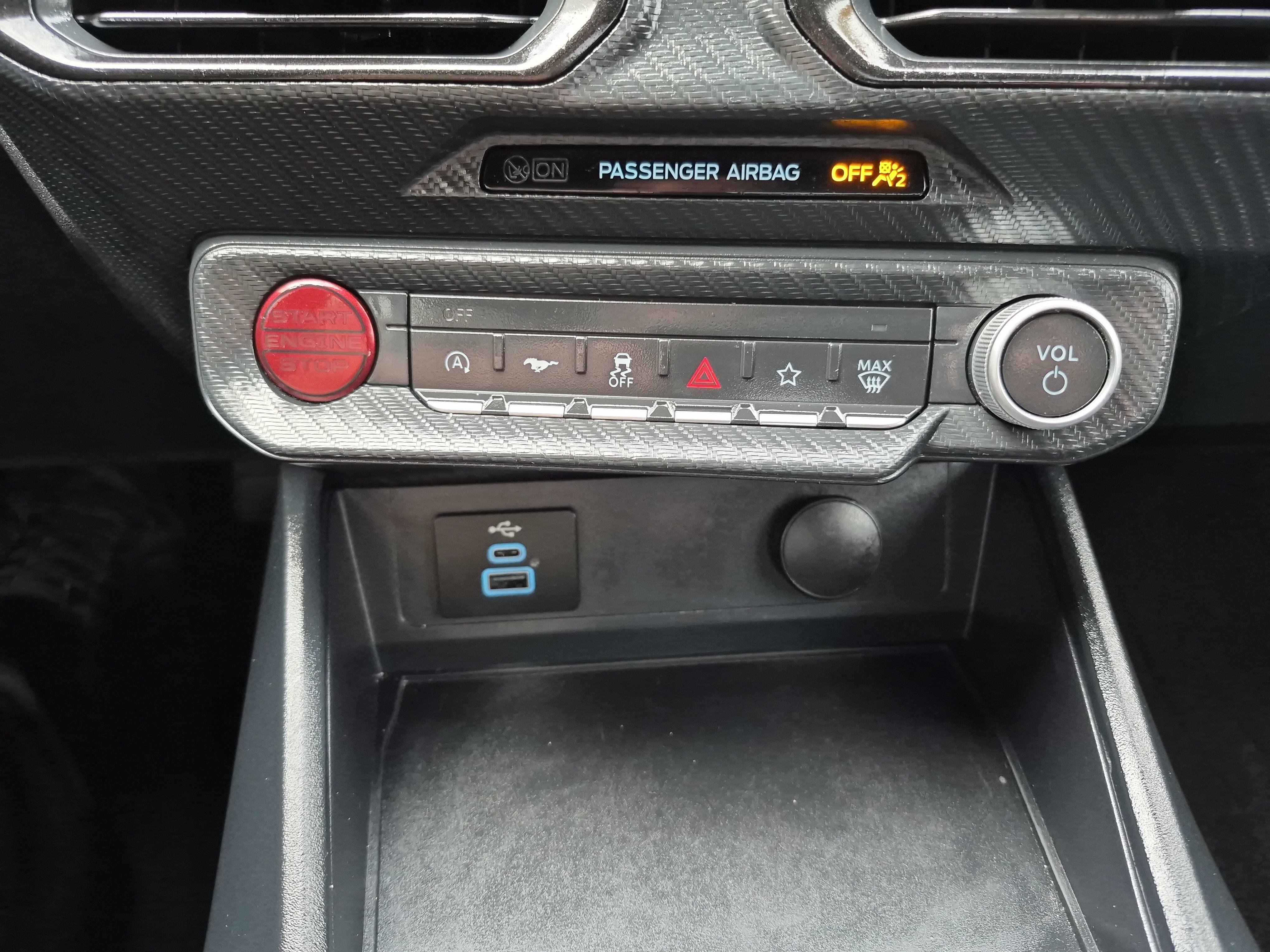 Certified 2025 Ford Mustang Coupe RWD image 25