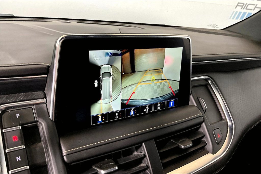 Used 2023 GMC Yukon SLT w/ SLT Premium Package RWD image 17
