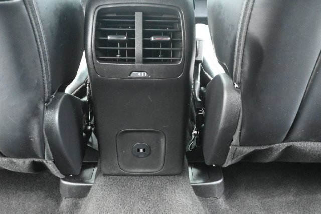 Certified 2025 Ford Escape ST-Line FWD image 36