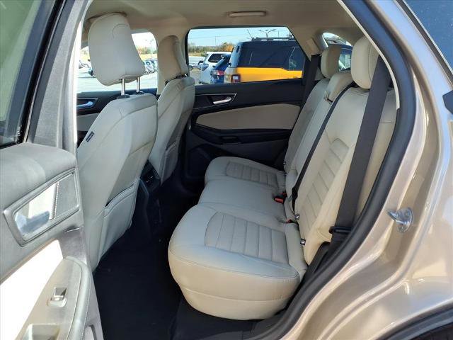 Certified 2021 Ford Edge SE image 9