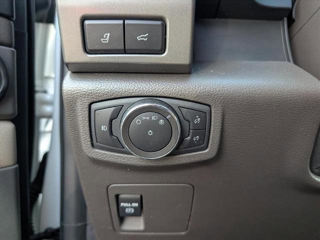 Certified 2020 Ford Expedition XLT w/ Equipment Group 202A image 14