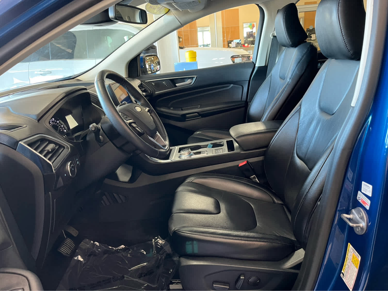 Certified 2022 Ford Edge Titanium AWD/4WD image 18