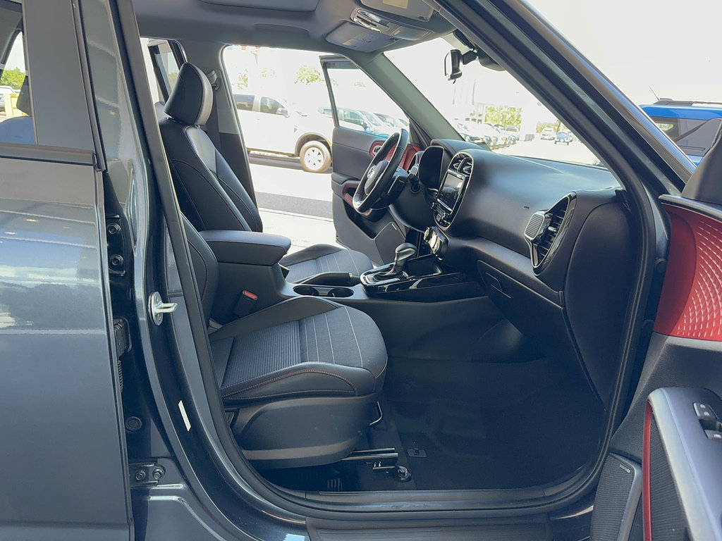 Used 2020 Kia Soul GT-Line Turbo FWD image 14