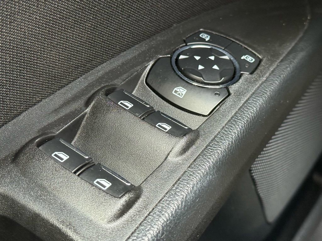 Certified 2020 Ford Fusion SE image 17