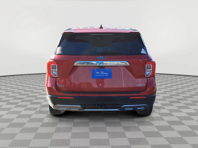 Certified 2023 Ford Explorer XLT w/ Equipment Group 202A AWD/4WD image 4