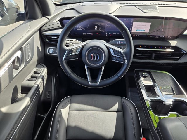 Used 2025 Buick Enclave Preferred FWD image 13