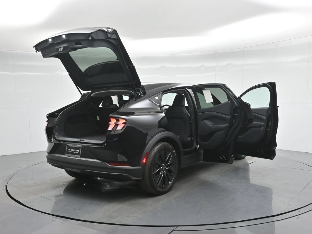 Certified 2025 Ford Mustang Mach-E Select w/ Comfort Package Lite RWD image 6