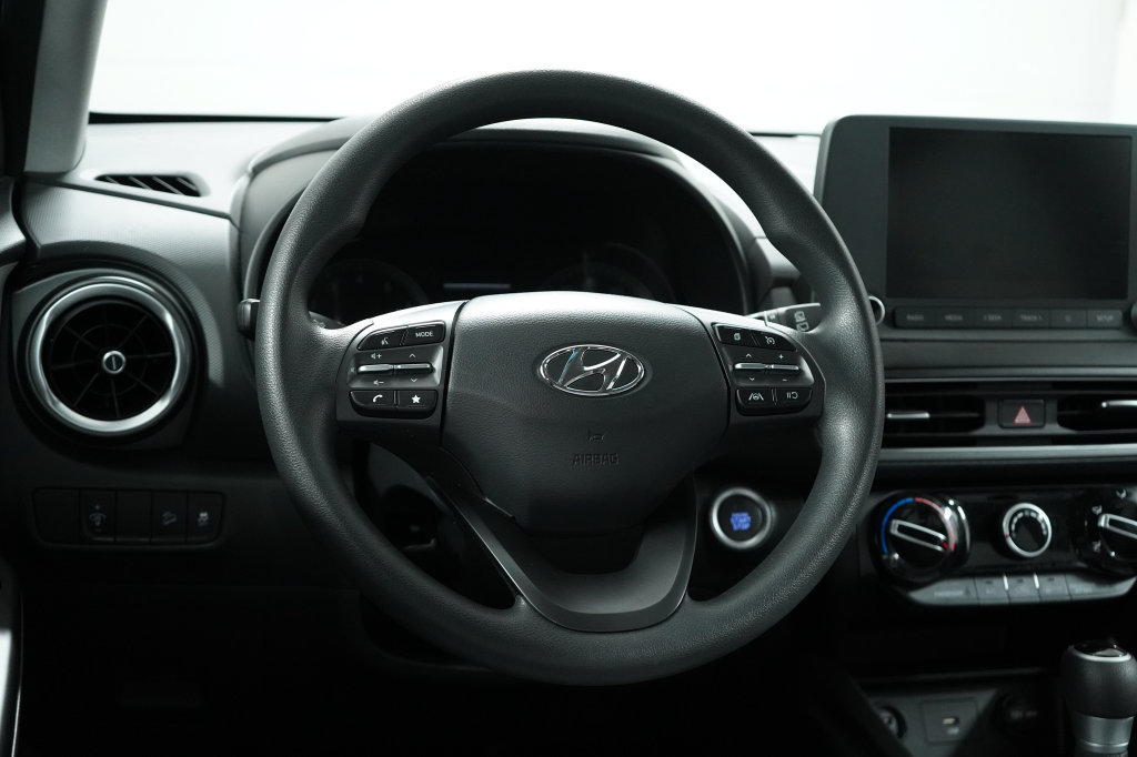 Used 2023 Hyundai Kona SEL AWD/4WD image 13