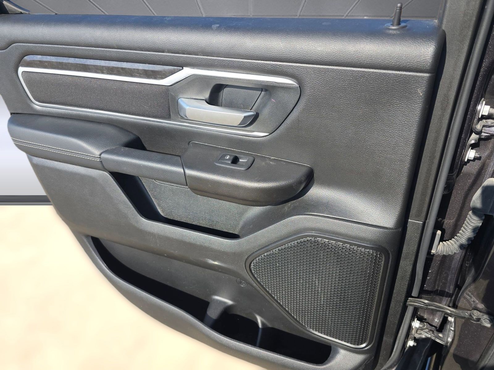 Used 2023 RAM 1500 Lone Star image 25