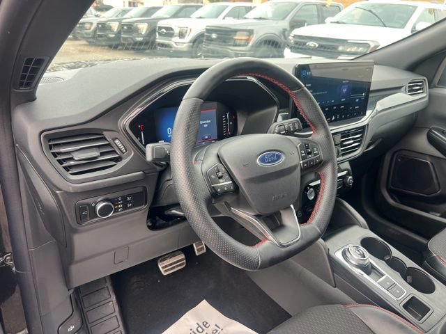 Certified 2024 Ford Escape ST-Line w/ Tech Pack #1 image 8