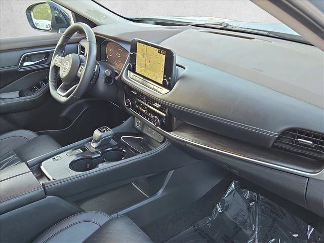 Used 2021 Nissan Rogue Platinum FWD image 23