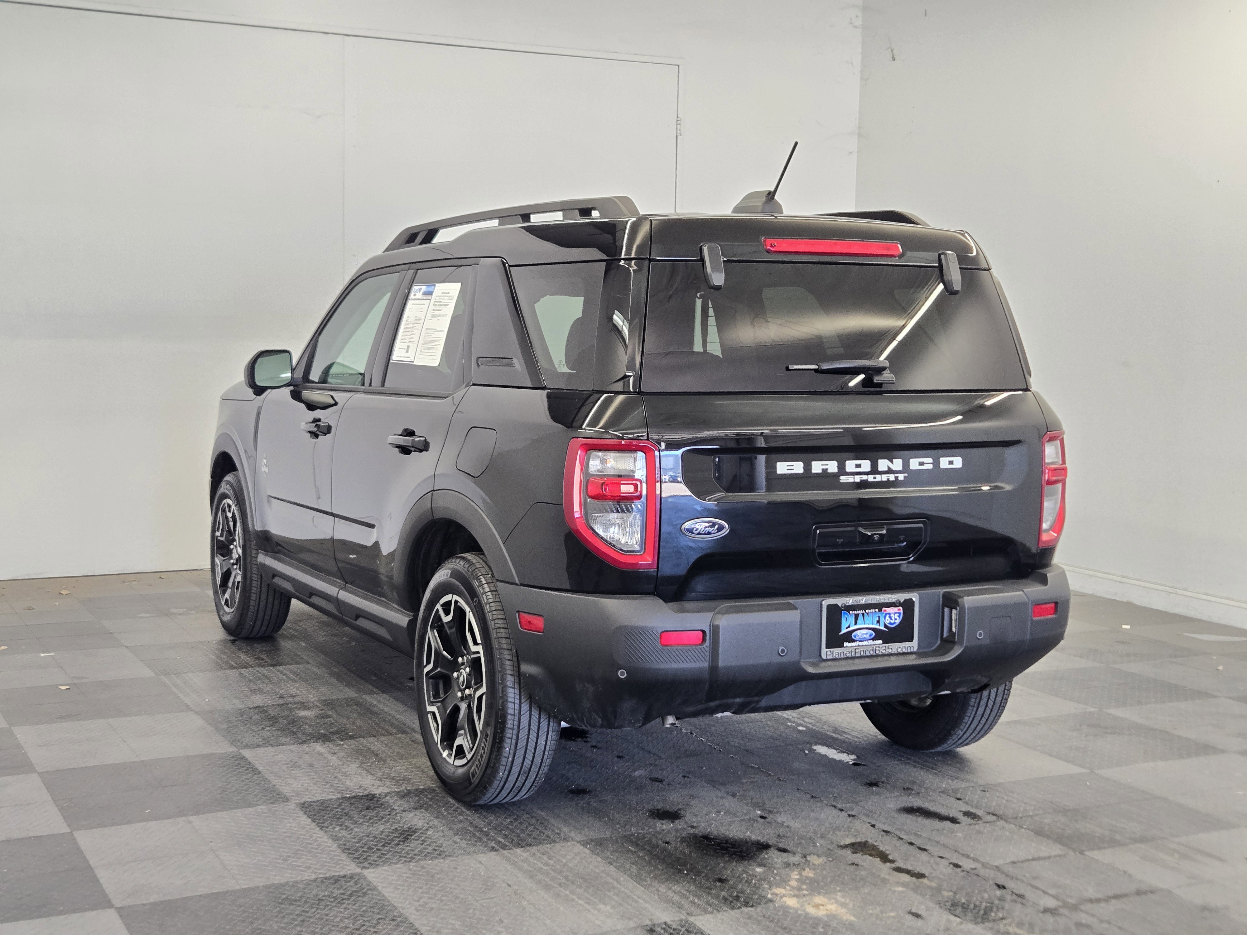 Certified 2025 Ford Bronco Sport Outer Banks w/ Outer Banks Tech Package+ image 5