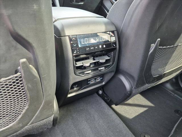 Used 2023 Jeep Grand Cherokee Summit w/ Adv Protech Group IV AWD/4WD image 18