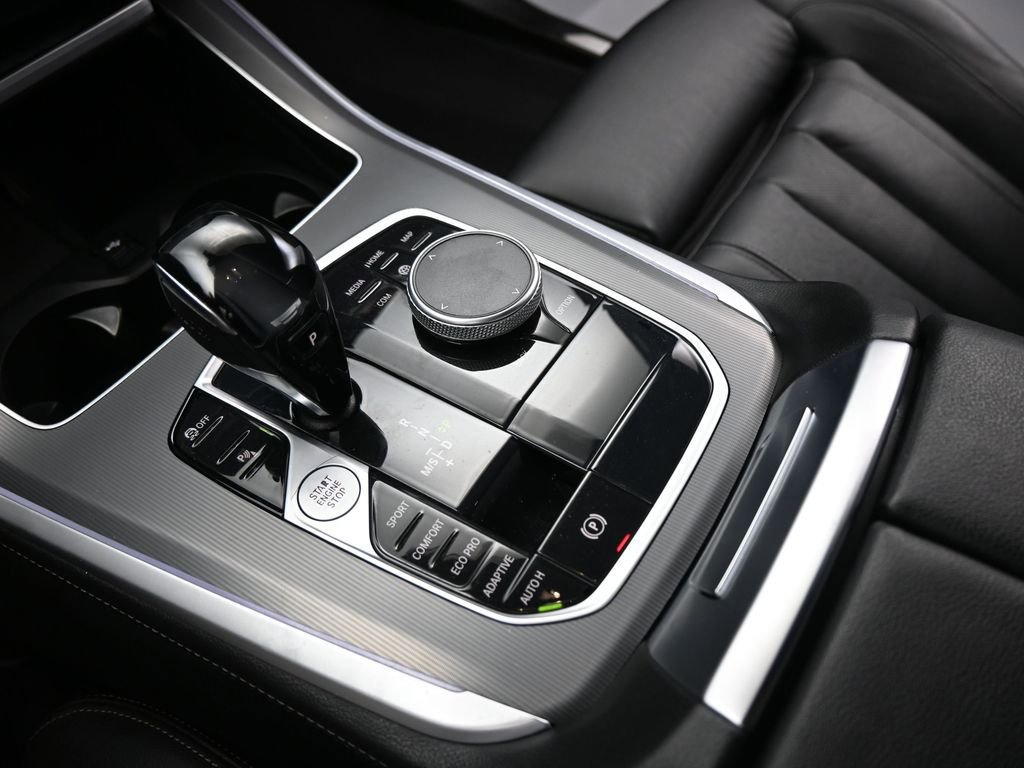 Used 2021 BMW X5 sDrive40i w/ Convenience Package image 17