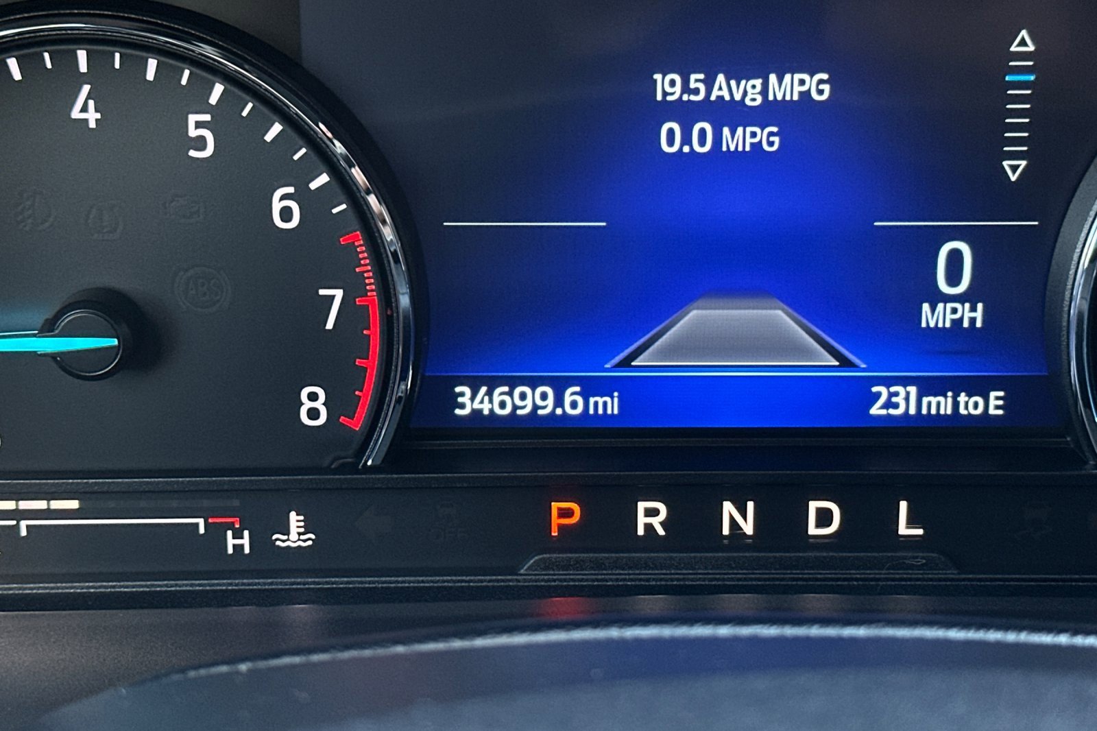 Certified 2022 Ford Explorer XLT w/ Equipment Group 202A image 26