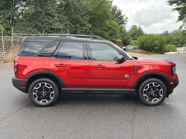 Certified 2024 Ford Bronco Sport Outer Banks w/ Tech Package AWD/4WD image 2