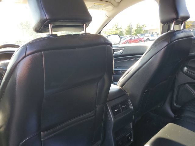 Certified 2024 Ford Edge Titanium AWD/4WD image 27