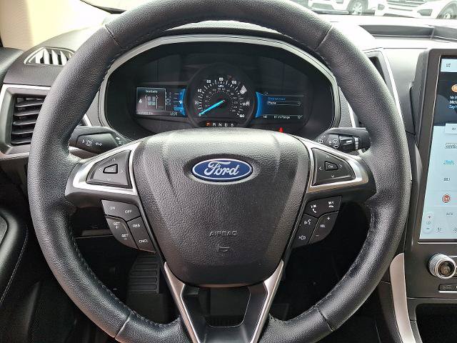 Certified 2024 Ford Edge SEL w/ Convenience Package AWD/4WD image 18