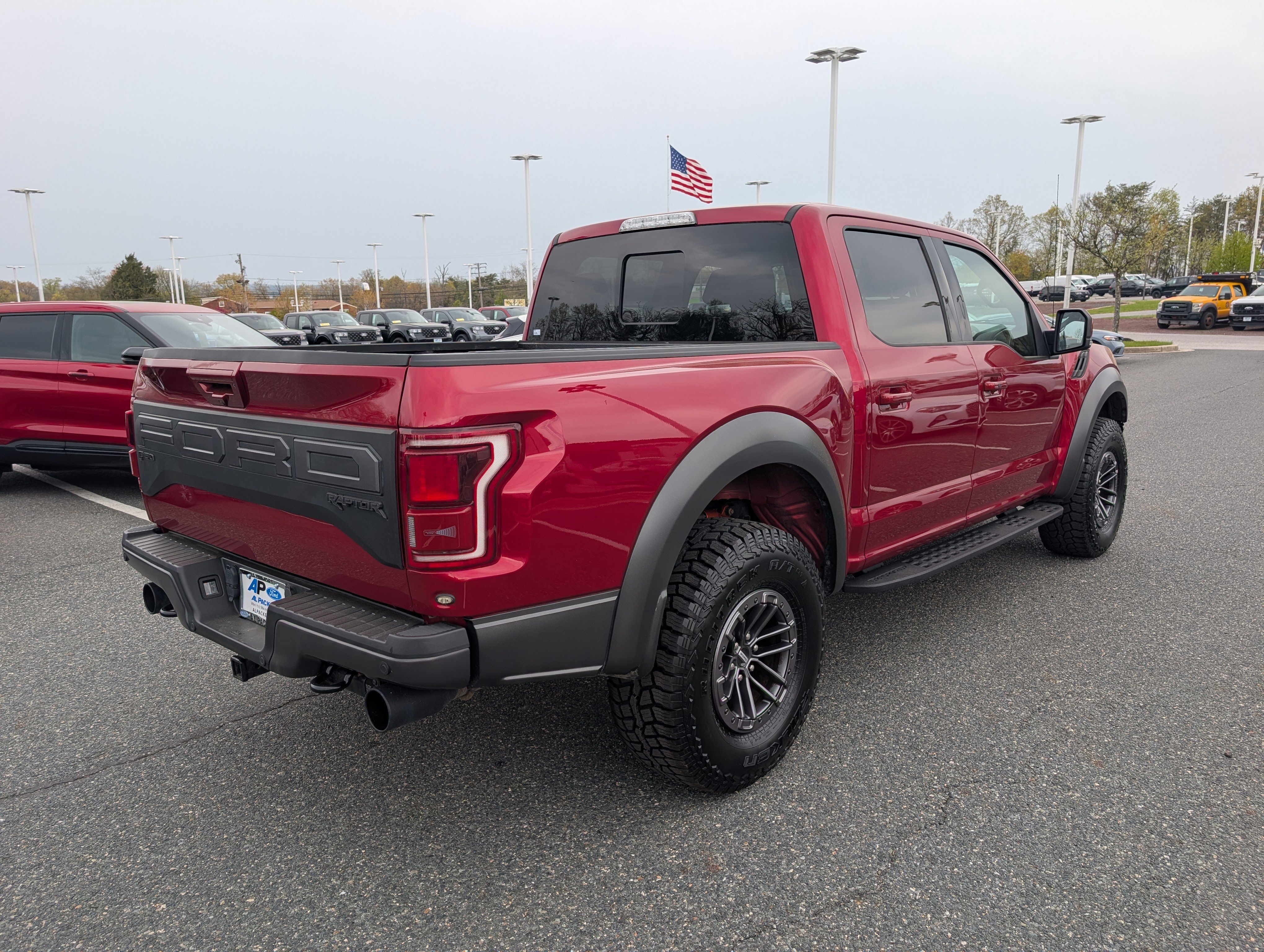 Certified 2019 Ford F150 Raptor w/ Equipment Group 802A Luxury image 5