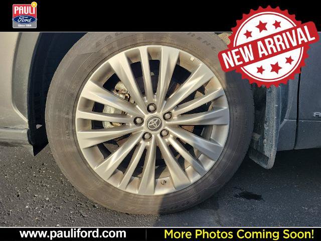 Used 2025 Toyota Highlander Platinum AWD/4WD image 4