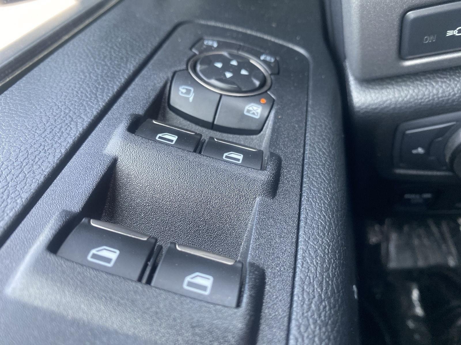 Certified 2019 Ford F150 Raptor w/ Equipment Group 802A Luxury AWD/4WD image 21