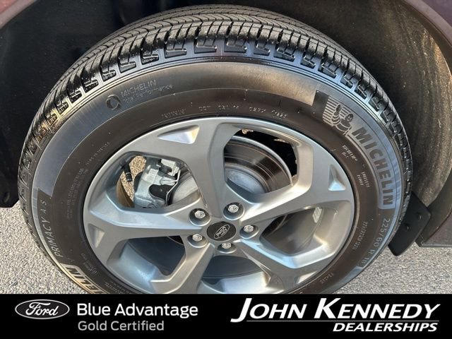 Certified 2023 Ford Escape ST-Line w/ Tech Pack #1 image 9