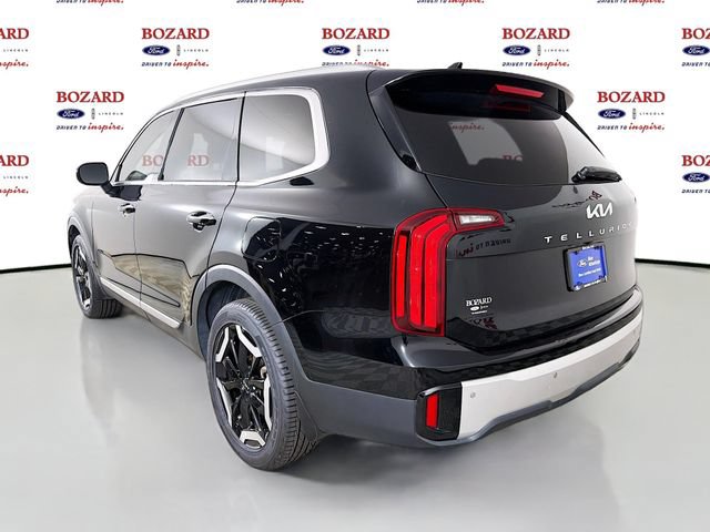 Used 2024 Kia Telluride S w/ S Sunroof Package FWD image 6