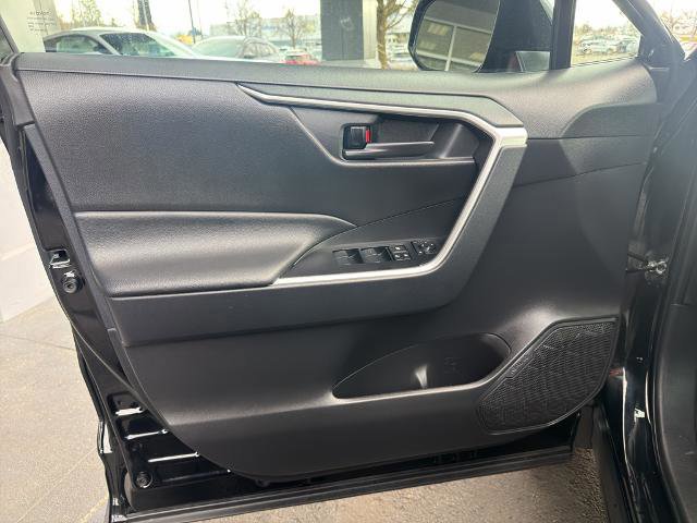 Used 2025 Toyota RAV4 LE image 15