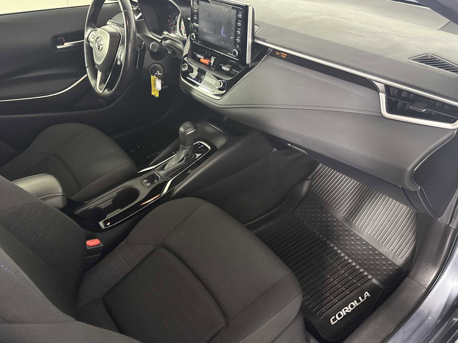 Used 2021 Toyota Corolla SE FWD image 16