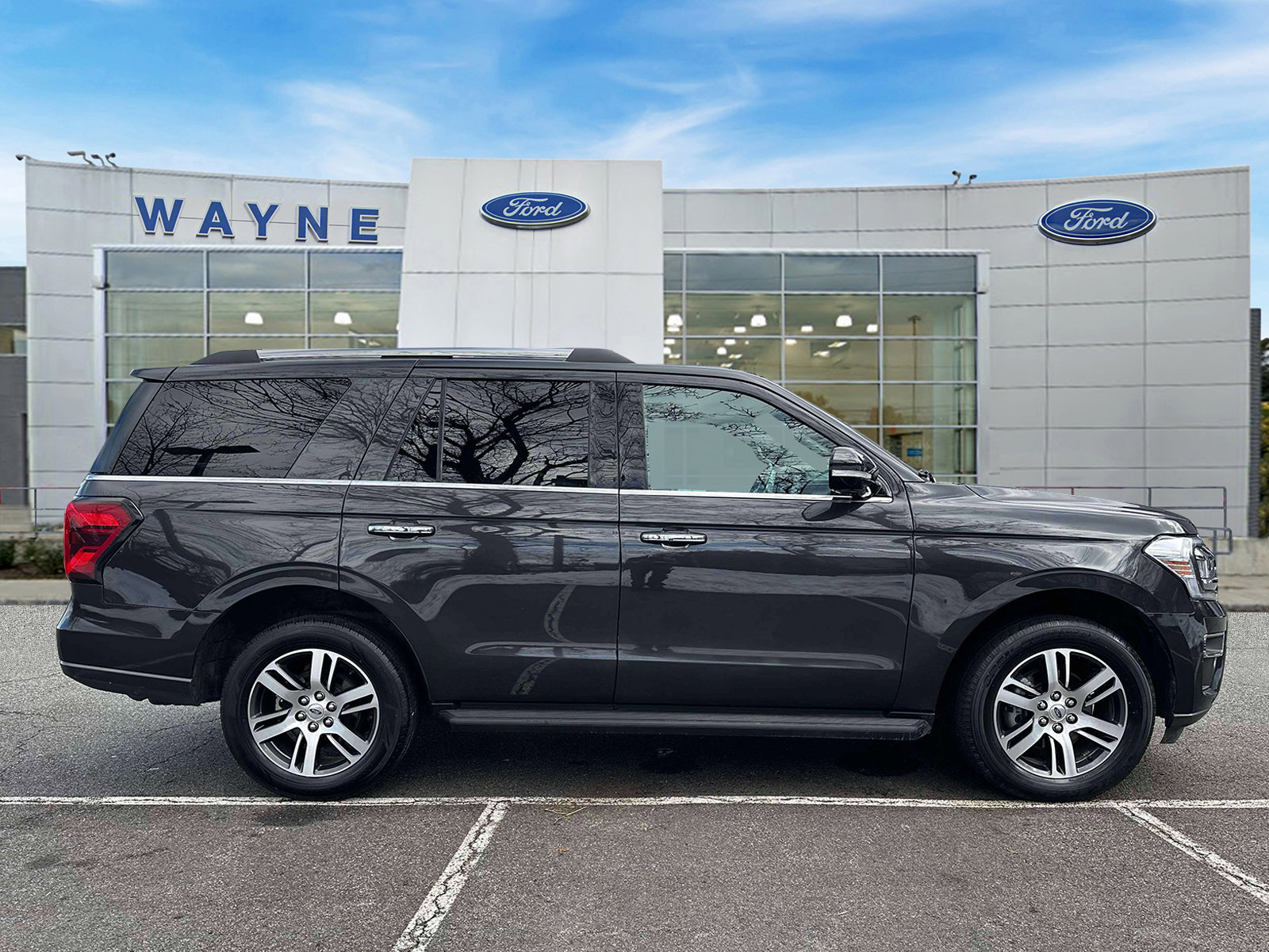 Certified 2024 Ford Expedition Limited image 5