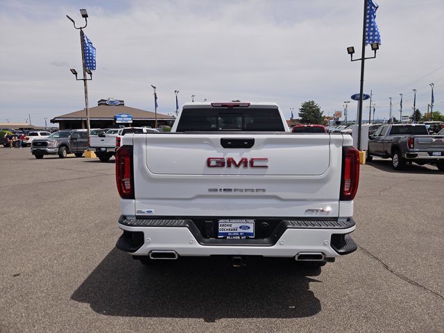 Used 2022 GMC Sierra 1500 AT4 w/ AT4 Premium Package AWD/4WD image 4