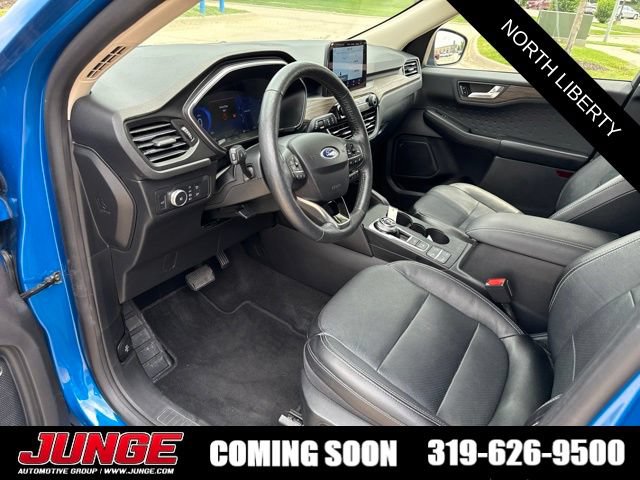 Certified 2020 Ford Escape Titanium AWD/4WD image 12