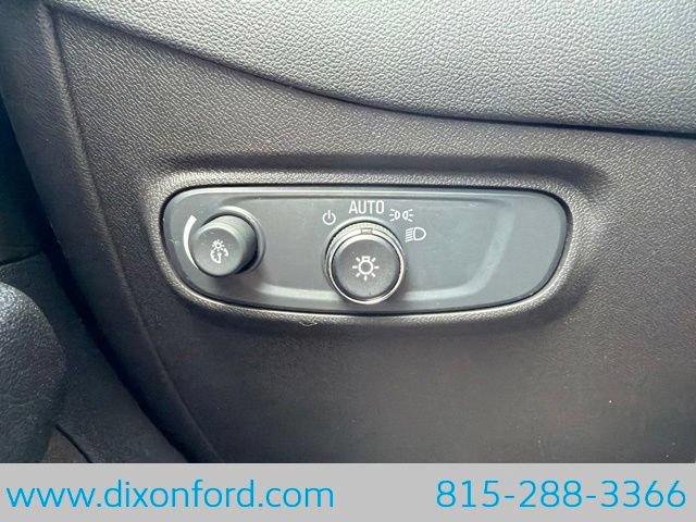 Used 2024 Chevrolet Equinox LT w/ LPO, Floor Liner Package FWD image 18