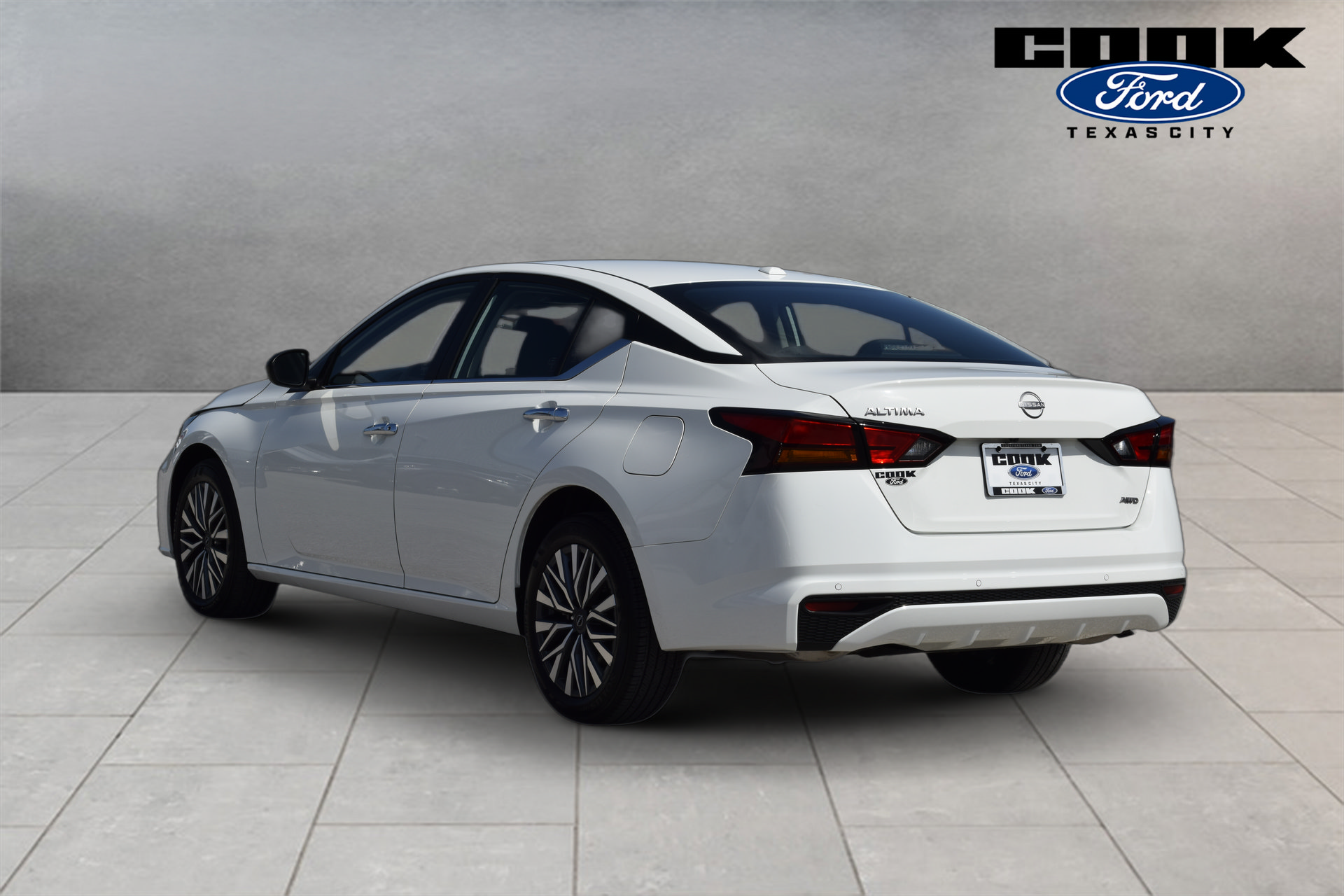 Used 2025 Nissan Altima 2.5 SV AWD/4WD image 4