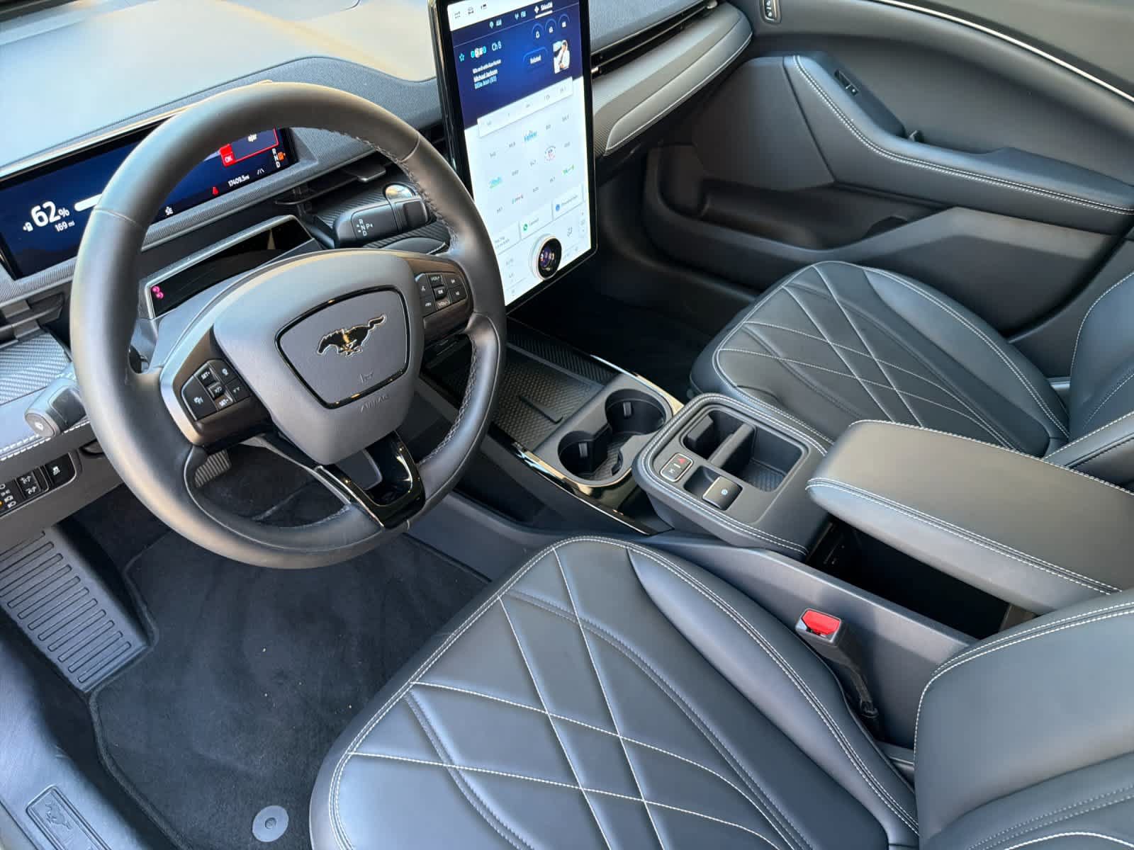Certified 2025 Ford Mustang Mach-E Select RWD image 11
