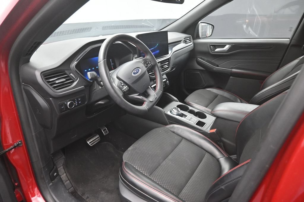 Certified 2024 Ford Escape ST-Line w/ Tech Pack #1 FWD image 19