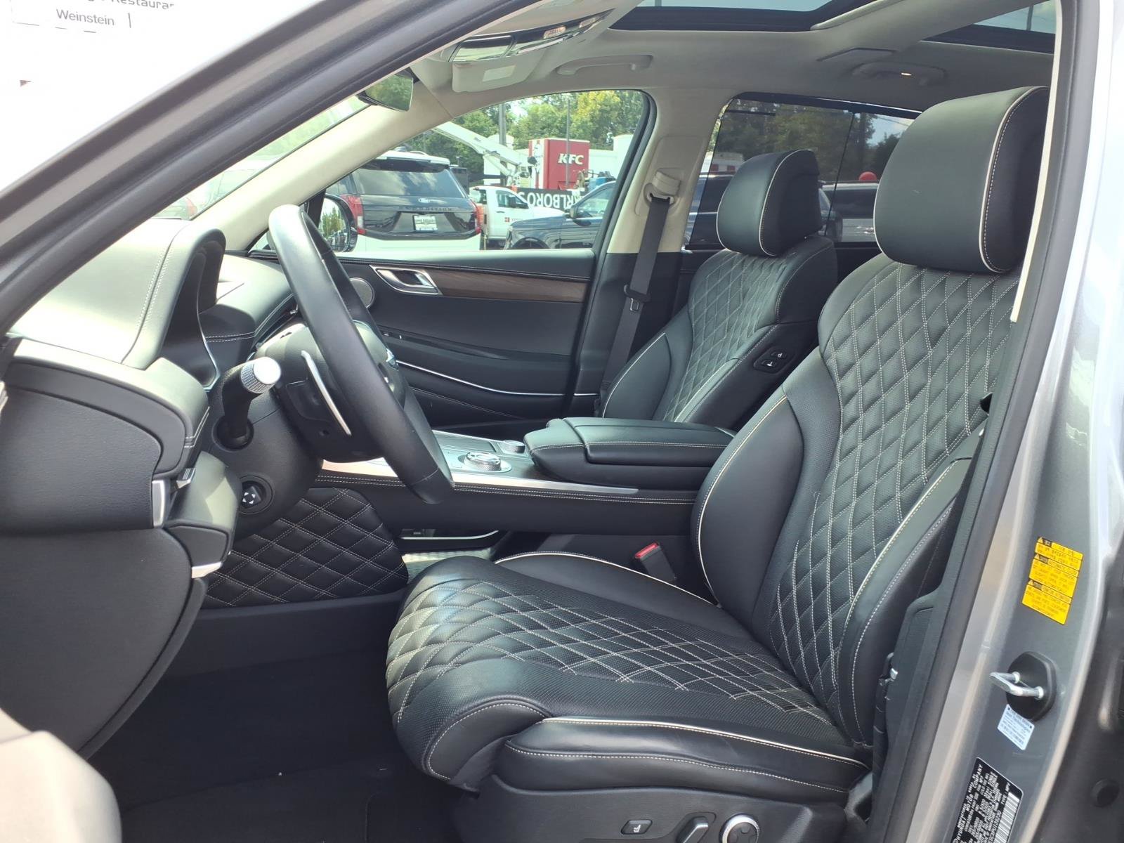 Used 2023 Genesis GV80 3.5T w/ Cargo Package AWD/4WD image 18