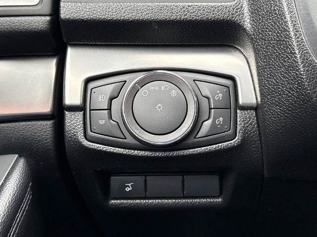 Certified 2018 Ford Explorer XLT w/ Equipment Group 202A AWD/4WD image 26