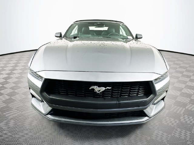 Certified 2025 Ford Mustang Premium RWD image 5