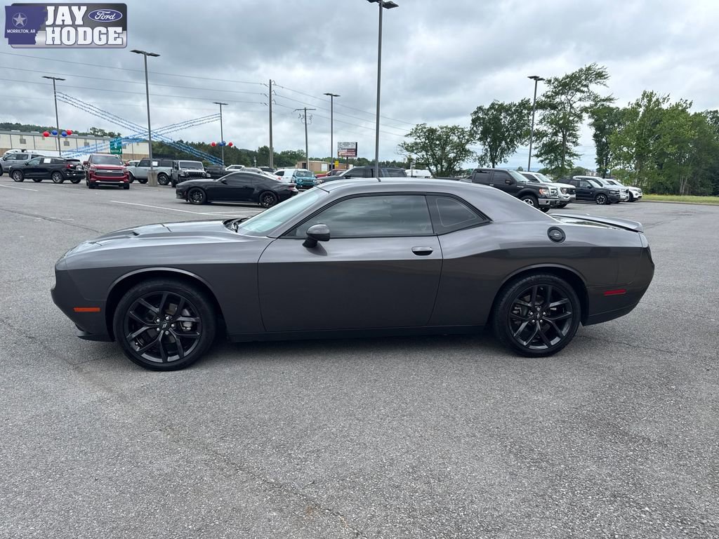 Used 2022 Dodge Challenger SXT w/ Blacktop Package RWD image 3