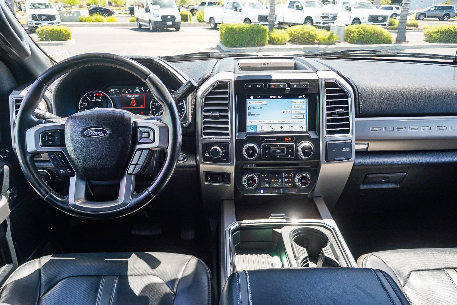 Certified 2017 Ford F250 Platinum w/ Platinum Ultimate Package image 12