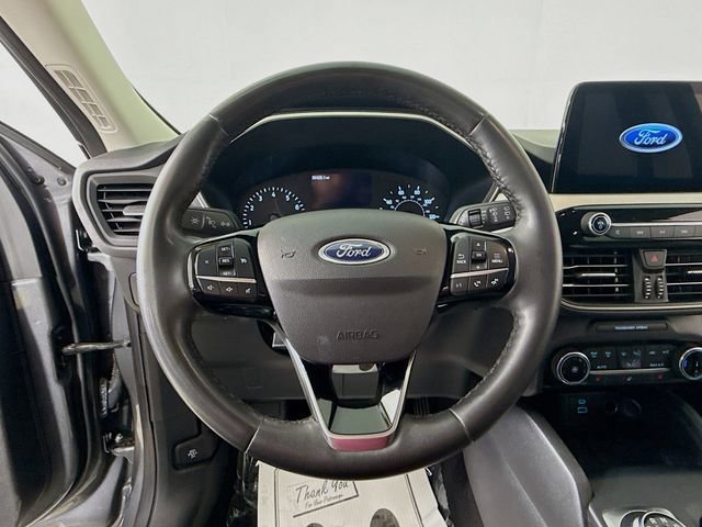 Certified 2022 Ford Escape SE w/ Cold Weather Package image 11