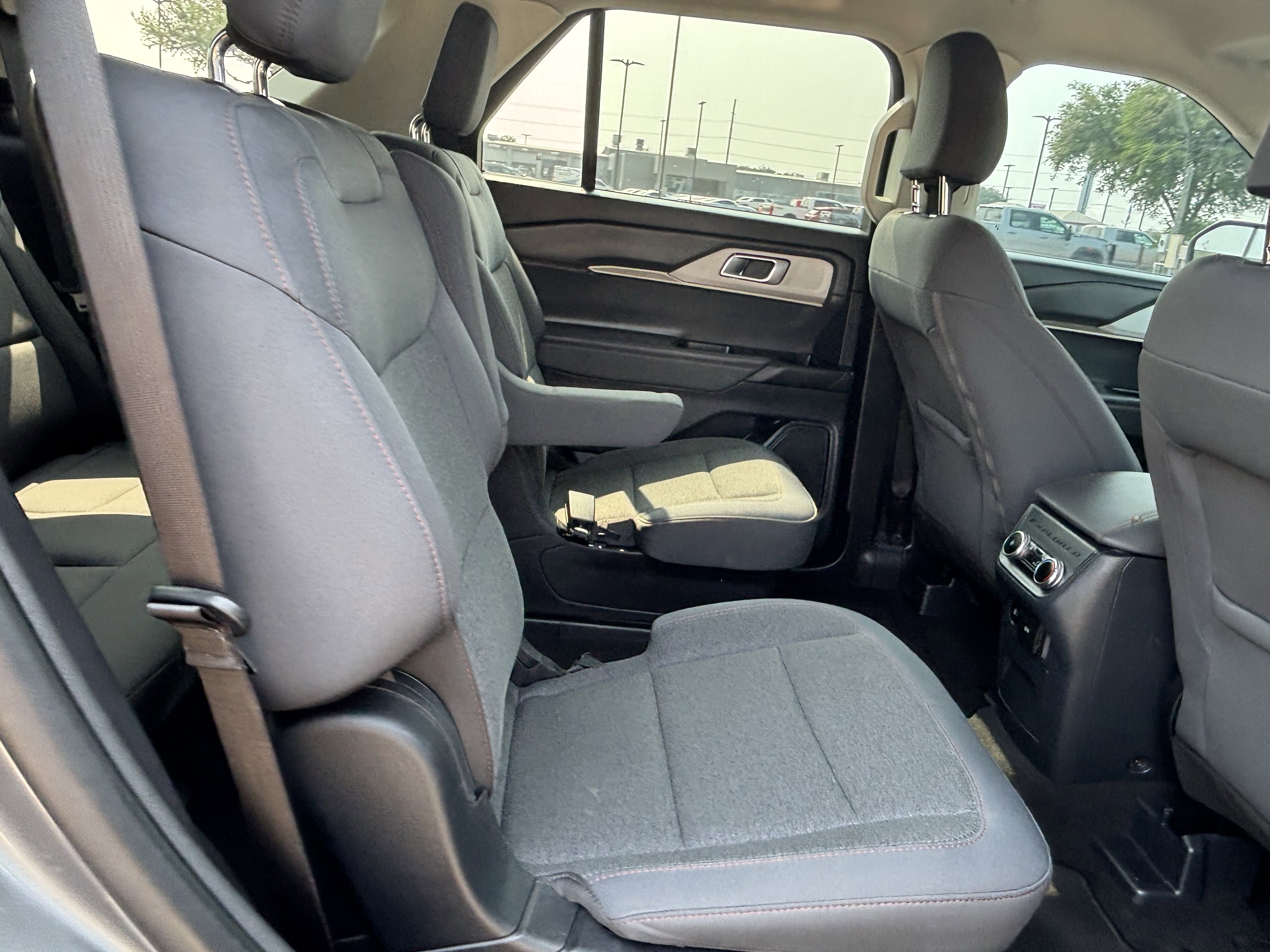 Certified 2025 Ford Explorer Active RWD image 23