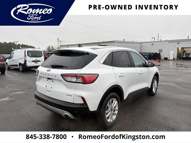 Certified 2022 Ford Escape SE w/ Cold Weather Package AWD/4WD image 5