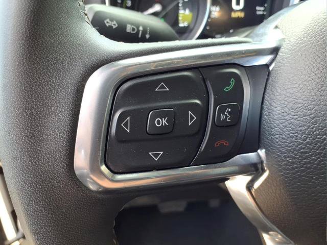 Used 2023 Jeep Wrangler Unlimited Sahara AWD/4WD image 22