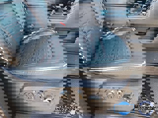 Used 2024 GMC Sierra 2500 AT4X image 33